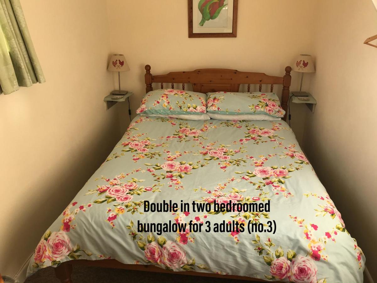 Court Farm Holiday Bungalows Ltd Уотчет Экстерьер фото